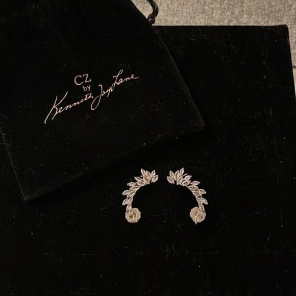 Kenneth Jay Lane Jewelry - CZ Kenneth JayLane Marquise Curved Cluster Crawler. NEW